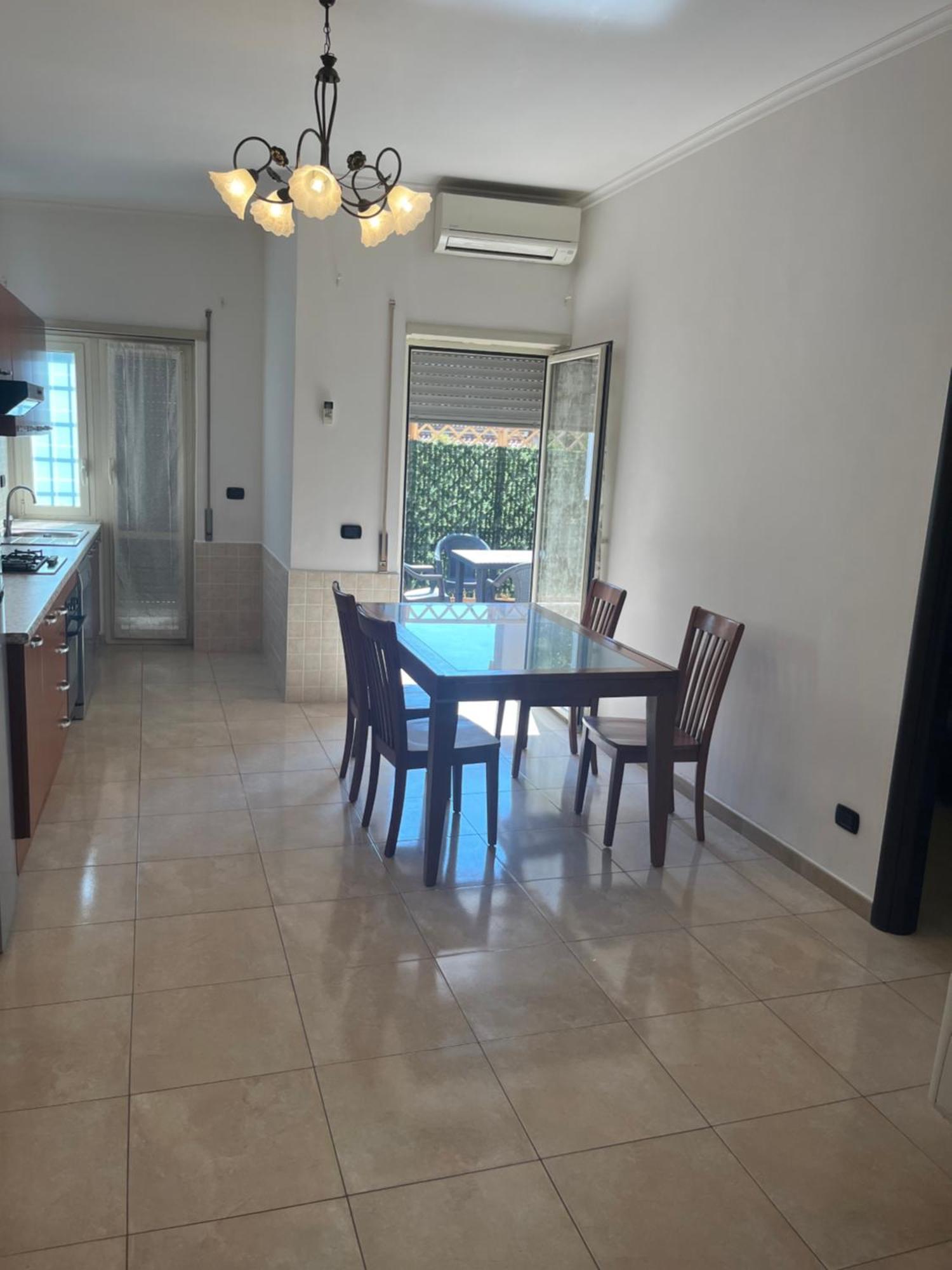 Casa Coveri Pomezia Kültér fotó